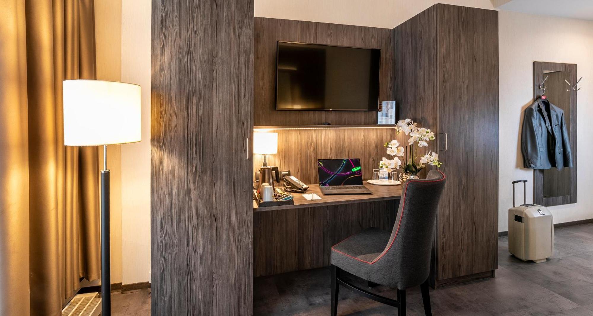 Best Western Plaza Hotel Мангейм Экстерьер фото